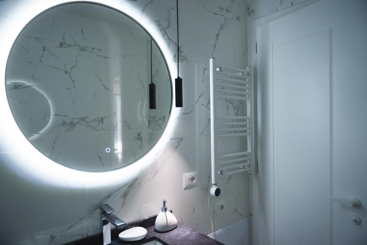 Tam Serviced Apartment City Center No4 Тирана Екстер'єр фото